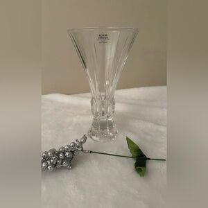 Royal Limited Crystal Vase